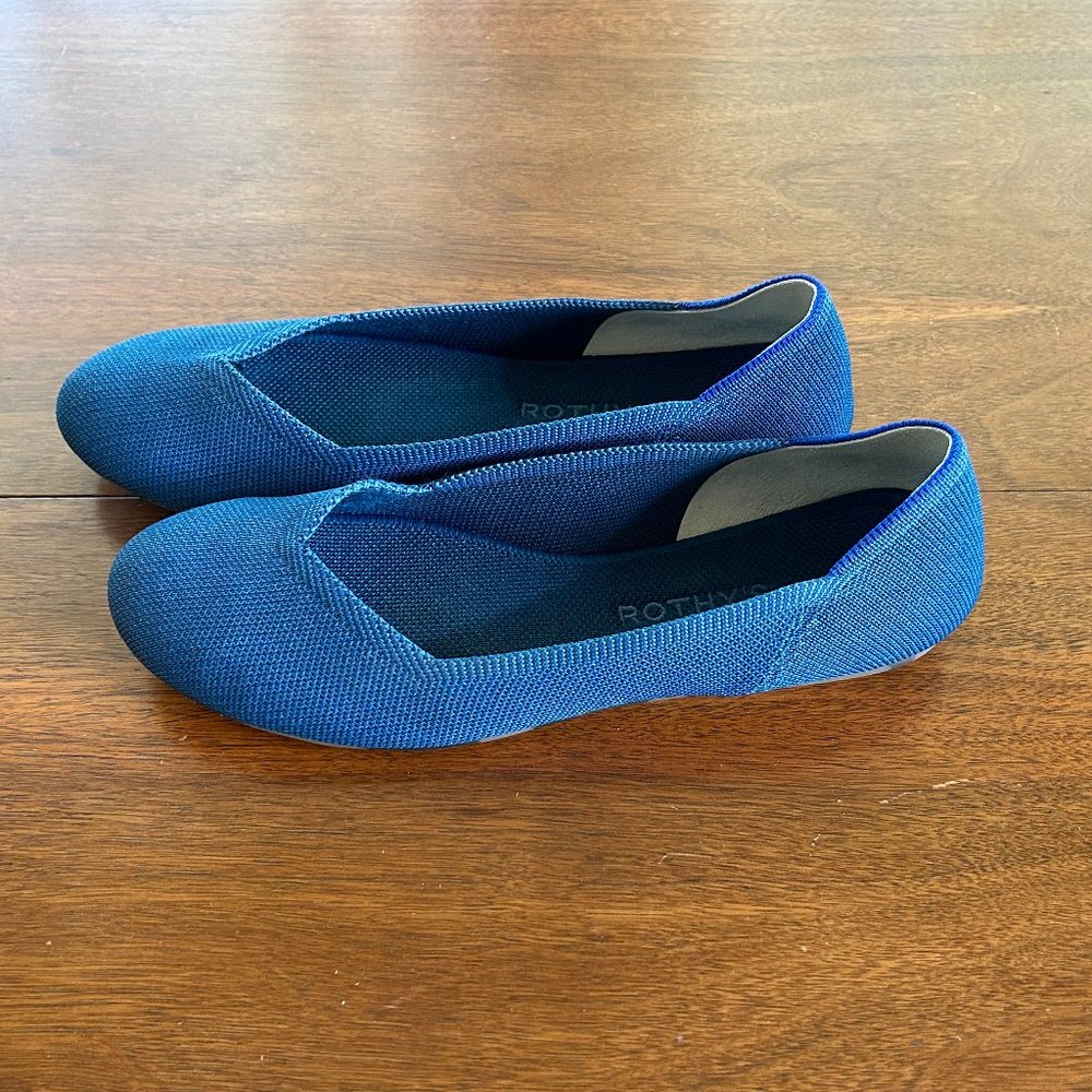 Rothy’s The Flat in Deep Ocean blue with Tortoise soles